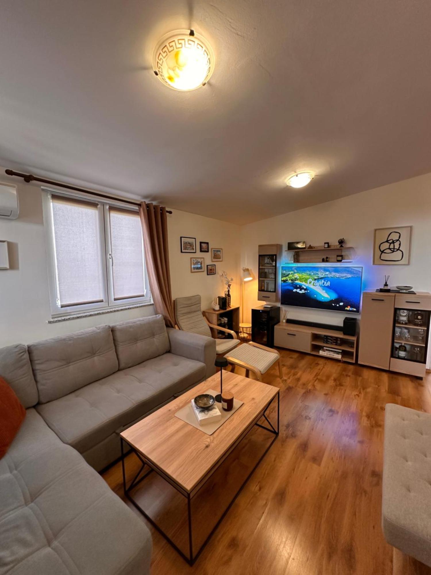 Apartments Roko Pridraga Luaran gambar