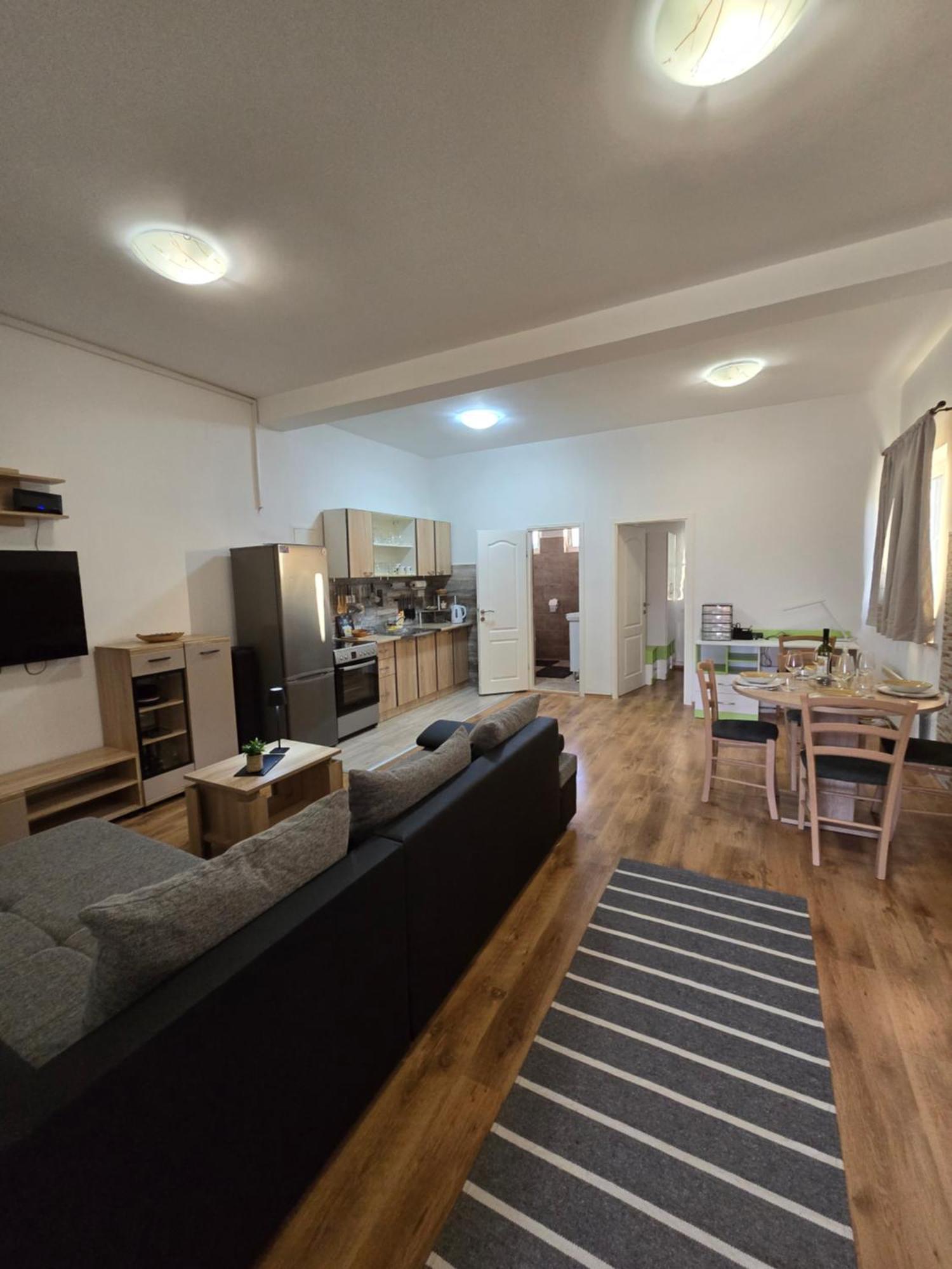 Apartments Roko Pridraga Luaran gambar