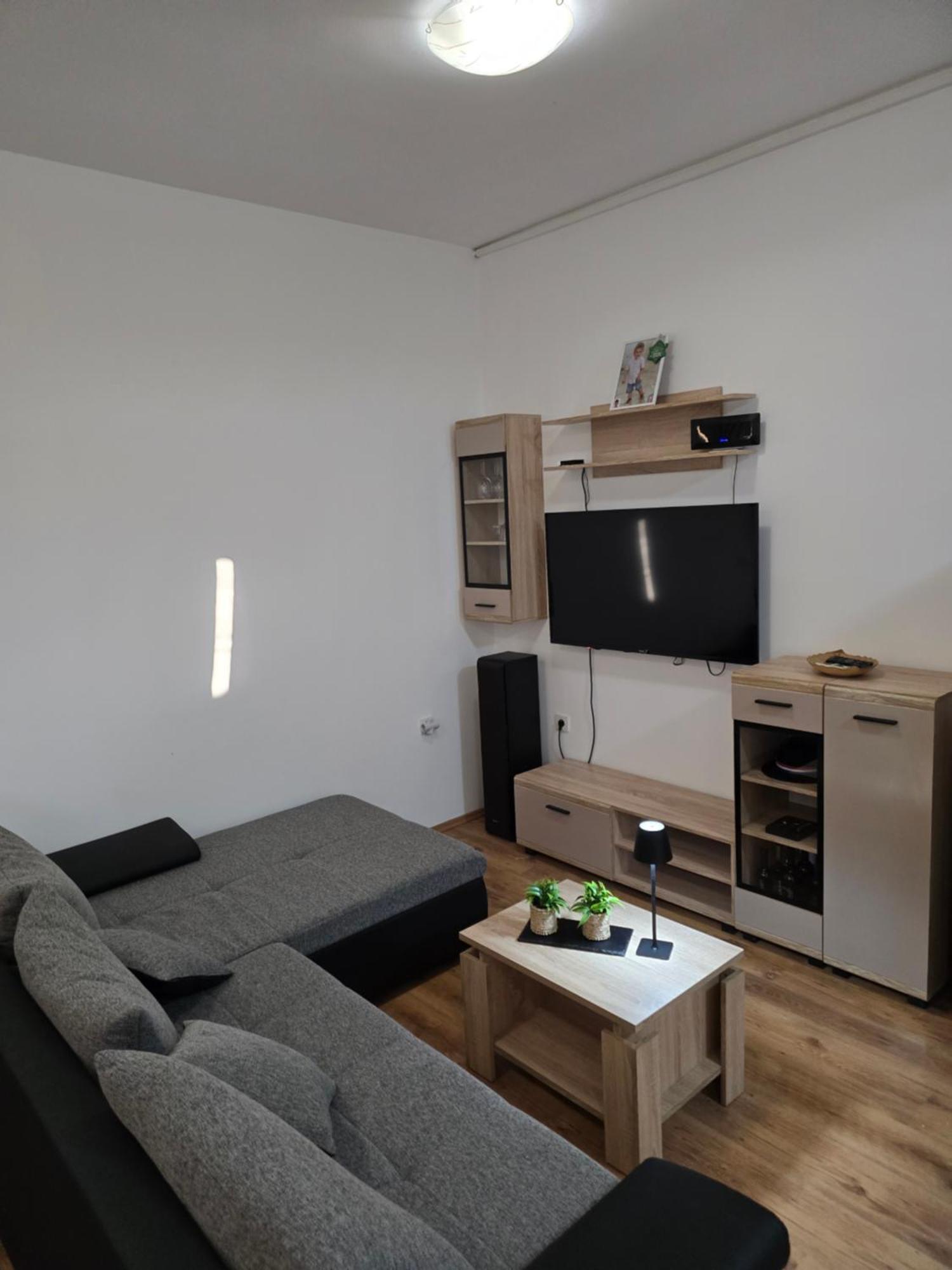 Apartments Roko Pridraga Luaran gambar